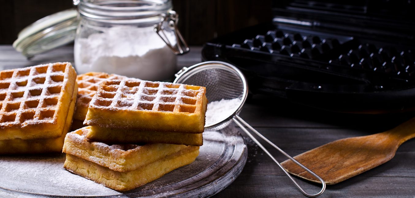 En este momento estás viendo Pass the Syrup! It’s Waffle Iron Day!